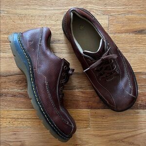 Dr. Martens 11200 Brown Leather Lace Up Oxford Casual Work Shoe